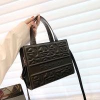 ✣ Korean female texture purebag 2022 summer new fashion one shoulder inclined shoulder bag fashion portable package