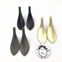 【CW】LCH Nordic Style ss Color Matte Black Pearl Grey Gold Leaf Shaped Hole Pitch 32mm Cabinet Knob Door Pull Furniture Handles