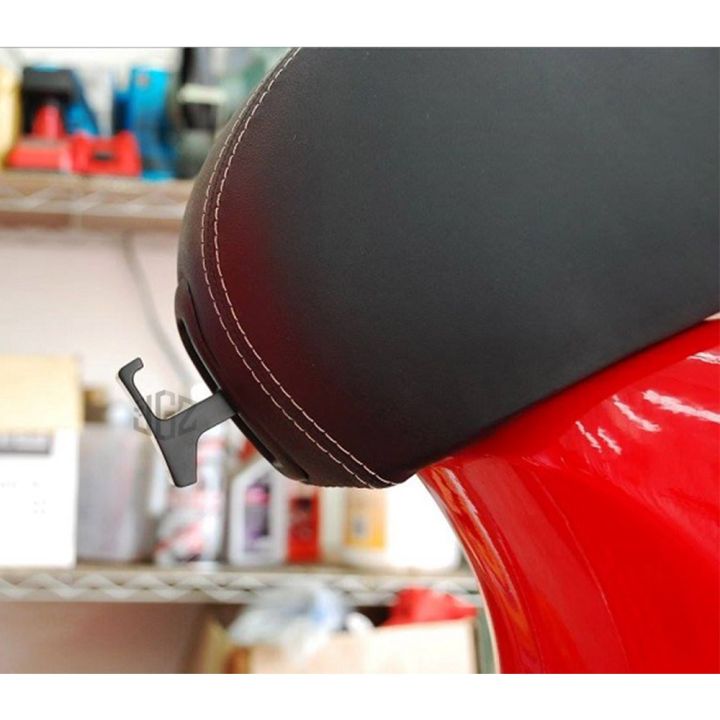 ตะขอแขวนติดรถจักรยานยนต์-สำหรับ-vespa-sprint-primavera-150-motorccycle-cnc-aluminum-helmet-hook-seat-cushion-luggage-hanger-holder-bracket