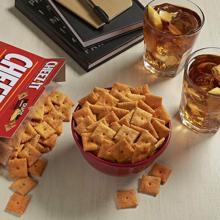 Cheez It Duos ( Flavors Cheddar and Parmesan Baked Snack Crakers