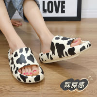 Soft Women Mens Thick Platform Slippers Summer Cartoon Cows Non-slip Sandals Flat Slides Couple Beach Flip Flops Ladies Shoes