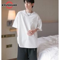 KYUSHUAD เสื้อยืดคอทรงกลมแบบเรียบง่ายผู้ชายสีทึบหลวมแขนลำลองขาสั้น