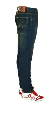 กางเกงยีนส์ กางเกงยีนส์ขายาวผู้ชาย กระบอกเล็ก ผ้ายืด ยีนส์ฟอกนิ่ม เป้ากระดุม (28-36) เป้าซิป (38-44)