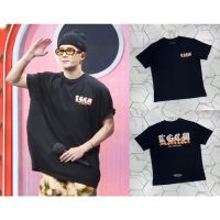 เสื้อยืดพิมพ์ลายพรีเมี่ยม 【hot tshirts】Wang Jiaer Jacksonเดียวกัน ins ลำลองย้อนยุคสันสกฤตพิมพ์ตัวอักษรระเบิดเสื้อยืดแขนสั้น 2022