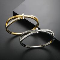 【YF】 Popularity Stainless Steel Jewelry Bracelets Roman Numeral Cross Crystal Trendy Bangle For Women Waterproof Wholesale Gifts 2023