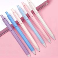 ROBATE ใช้ได้ทุกเพศ ของขวัญสำหรับเด็ก การเขียนสำหรับเขียน ปากกา0.5มม. เครื่องเขียนอุปกรณ์เครื่องเขียน ปากกาที่เป็นกลาง ปากกาเจล ปากกากดลายเซ็น