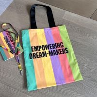 ∏ 4 ชิ้น / เซต EMPOWERING DREAM-MAKERS กระเป๋าผ้าแคนวาส สีสันสดใส กระเป๋าช้อปปิ้ง Vip พร้อมปากกา โน้ตบุ๊ก สายคล้อง