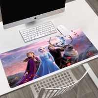 Disney Frozen Elsa การพิมพ์ HD แบบกำหนดเอง แผ่นรองเมาส์เกมคอมพิวเตอร์ Lockside ยางธรรมชาติ Esport Table Pad แผ่นรองเมาส์ขนาดใหญ่