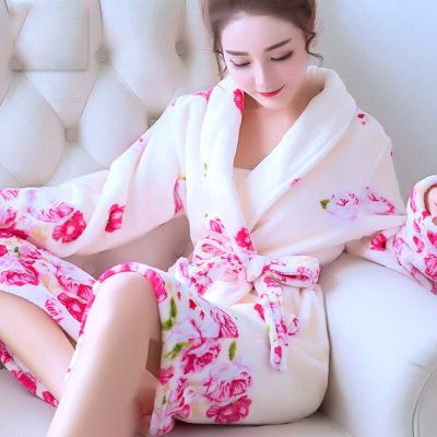 ชุดนอนผ้าฟลีซสำหรับผู้หญิงเสื้อคลุมอาบน้ำโรงแรม Pakaian Rumahan ลายดอกไม้ชุดเดรสสำหรับผู้หญิงผ้าขนหนูคอรัลผ้าคลุมอาบน้ำ