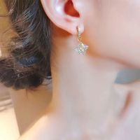 Fashion earrings ต่างหูเงินแท้925 เวอร์ชั่นเกาหลีแฟชั่น Style รูปแบบใหม่ (สินค้าพร้อมจัดส่ง)