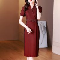 【LZ】●  Vestido cheongsam high-end para a mãe do casamento tamanho grande estilo estrangeiro primavera e verão