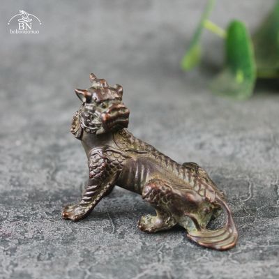 Antique Copper Beast Di Ting Statue Desktop Ornament Vintage Animal Figurine Lucky Feng Shui Home Decorations Crafts Accessories
