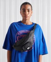 SUPERDRY TYVEK BUMBAG กระเป๋าคาดอก สำหรับผู้หญิง สี Black Leopard