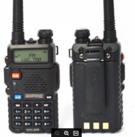 BaoFeng walkie talkie UV-5R two way cb radio upgrade version baofeng uv5r 128CH 5W VHF UHF 136-174Mhz &amp; 400-520Mhz สีดำ (2438)