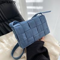 ✹№ Hot style bag female chun xia niche joker one shoulder inclined bag western denim package