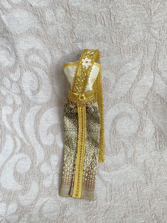 ชุดไทย สไบผ้าทองเล็ก สำหรับตุ๊กตาบาร์บี้ ขนาดมาตราฐาน