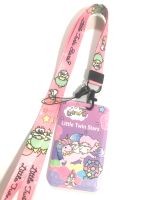 LITTLE   สายคล้องคอ สายคล้องบัตร ซองใส่บัตร ที่ใส่บัตร พร้อมสายคล้องคอ (2cm) ลาย TWIN  STARS P  สำหรับบัตร 5.5x8.5CM สวยงาม มีบริการเก็บเงินปลายทาง   PMY