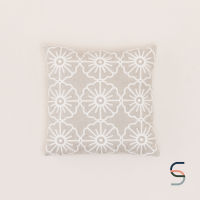 SARABARN Geometric Cushion Cover | ปลอกหมอน ปลอกหมอนทรงสี่เหลี่ยม ปลอกหมอนดอกไม้สีเทา