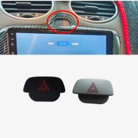 Applicable to 2005-2013 FORD Focus hazard light switch double flashing light button Focus emergency light button Push Button