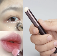 แปรงแต่งหน้า Lip Smudge แปรงคอนซีลเลอร์ แปรงทาปาก