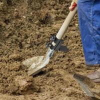 Spading Fork Ergonomic Rake Gardening Tool ด้ามไม้ Plowing Fork Gardening Agricultural Tools For Digging Gardening Plowing