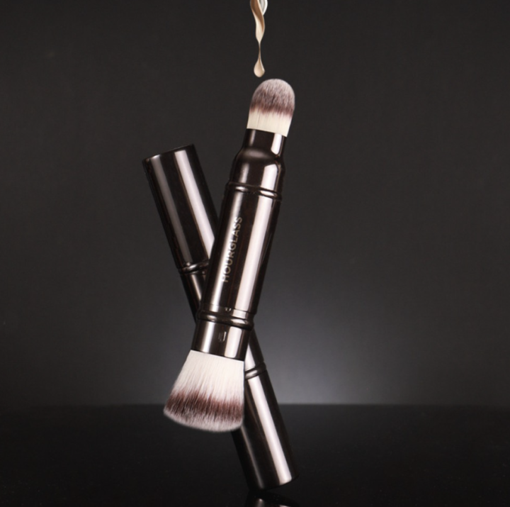 hourglass-double-ended-complexion-brush-แปรงเดี่ยว-แปรงแต่งหน้าคุณภาพ