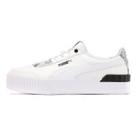 PUMA BASICS - รองเท้ากีฬาผู้หญิง Carina Lift Reptile สีขาว - FTW - 38250401