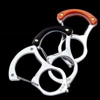 Men Car Buckle Self-Protection Outdoor Multifunctional Chain the Glass