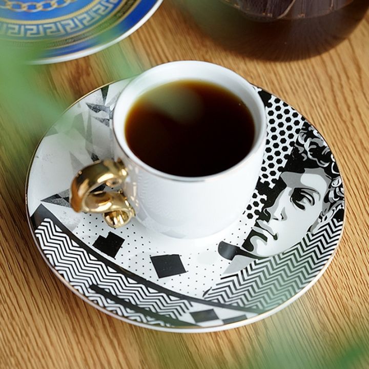 คลังภาพแก้วกาแฟและชุดจานรองต่างๆ-copos-europeus-presentes-ของบ้านขึ้นเครื่องการตกแต่งบ้าน-conjunto-de-6-caixa-presente-cer-mica