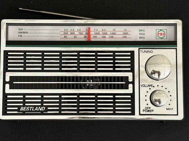 RADIO AC/DC 4250 BESTLAND PORTABLE INTERNATIONAL DESIGN 3 BAND FM / AM ...