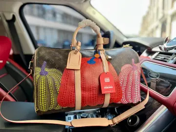 Louis Vuitton Messenger Sling Bag Replica, Women's Fashion, Bags & Wallets,  Purses & Pouches on Carousell