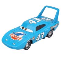 รถยนต์ดิสนีย์พิกซาร์ของเล่น2ชิ้น Lightning McQueen Jackson Storm Mack ลุงรถบรรทุก1:55รถโมเดล Diecast ของขวัญวันเกิดเด็กของเล่น2ชิ้น