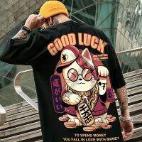 [M-8XL] 2020 ฤดูร้อน Lucky Cat เสื้อยืดผู้ชายแขนสั้น Tide แบรนด์ INS แนวโน้มญี่ปุ่นพิมพ์หลวมป่าคนรักความเห็นอกเห็นใจเสื้อ