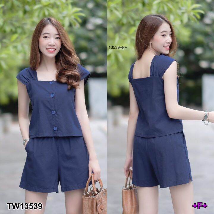 tw13539-set-เสื้อครอปแขนล้ำ-กางเกงขาสั้น