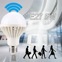 ไฟโคมไฟ Led เซ็นเซอร์ตรวจจับการเคลื่อนไหวระบบเสียงอัจฉริยะ/Pir 5W E27 220V หลอดเหนี่ยวนำบันไดห้องโถงสีขาวไฟกลางคืน