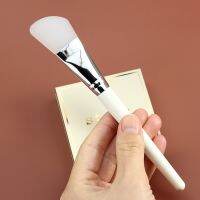 [COD] Yun recommends silicone makeup brush with the same white knife-shaped head soft docile mask mud film