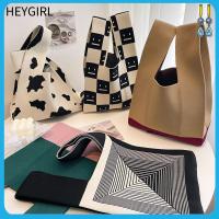 HEYGIRL มินิมินิ การออกแบบเฉพาะ สีสบายๆ ผู้หญิงผู้หญิงผู้หญิง กระเป๋าสะพายไหล่แบบสั้น กระเป๋าข้อมือปม งานทำมือ กระเป๋าโท้ท กระเป๋าถือแบบถัก