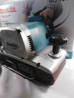 MAKITA เครื่องขัดกระดาษทรายชนิดสายพาน M9400B