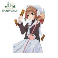 EARLFAMILY สติ๊กเกอร์อนิเมะการ์ดซากุระสาวน่ารัก13ซม. X 8.7ซม. สติ๊กเกอร์ตกแต่งสติ๊กเกอร์ภาพติดหน้าต่างคาร์โทรออนกันน้ำตู้เย็นขนาดเล็ก