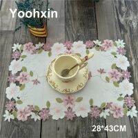 โมเดิร์นตาราง Place Mat Pad ผ้าเย็บปักถักร้อยถ้วยแก้วกาแฟชา Doily เครื่องดื่ม Coaster ตกแต่งคริสต์มาส Dinner Party Kitchen - Faewer