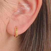 She with Cheewa | silver925 | wave hoop earring ต่างหูห่วงเงินแท้ มินิมอล ทรงคลื่นๆ ละมุนมาก สามารถใส่ติดหูไว้ได้เลยค่ะ