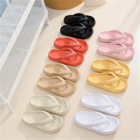 2022 New Flip Flops One-Piece Cloud Slippers Fashionable Woven Pattern Slides Non-Slip Beach Holiday Shoes Home Indoor Slippers