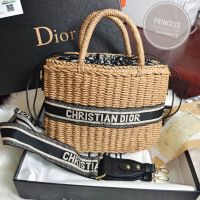 กระเป๋าสานดีออร์ Wicker Basket Bag11.5นิ้ว พร้อมสายสปอร์ต (อุปกรณ์ครบกล่อง)