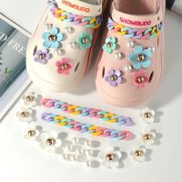 【HOT】✠ Fashion Shoe Charms for Croc Clogs Jeans Cartoon Designer Luxury Decorations