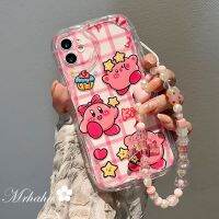 Mrhaha เคสครีม + โซ่สำหรับ iPhone 14 13 12 11 Pro Max X Xr Xs Max 7 8 14 Plus SE 2020 Ins แฟชั่นลายการ์ตูนแถบลายตารางหมากรุกสีชมพูอุปกรณ์เสริมป้องกันซิลิโคนใสสวยงามพร้อมส่ง