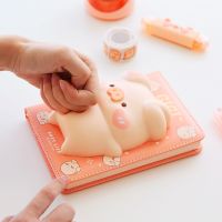 3D หมู Kawaii สมุดบันทึกลดความดันวารสารไดอารี่หนัง PU โน๊ตบุ๊คบีบตุ๊กตาบีบบีบอัดระบายอากาศกำหนดการวางแผน