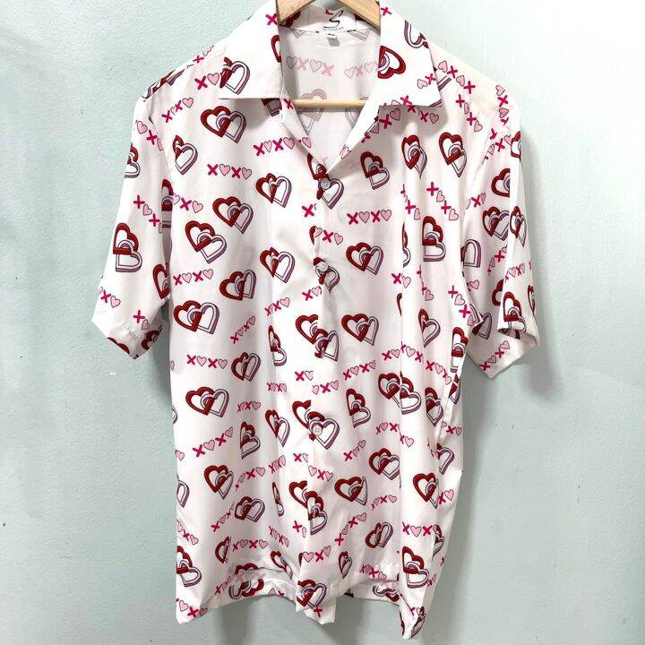 valentine-เสื้อเชิ้ตฮาวาย-เสื้อเชิ้ตเกาหลี-ลายวาเลนไทน์-หัวใจ-แบบไม่ซ้ำใคร-เนื้อผ้าดี-พริ้วทิ้งตัว-s2