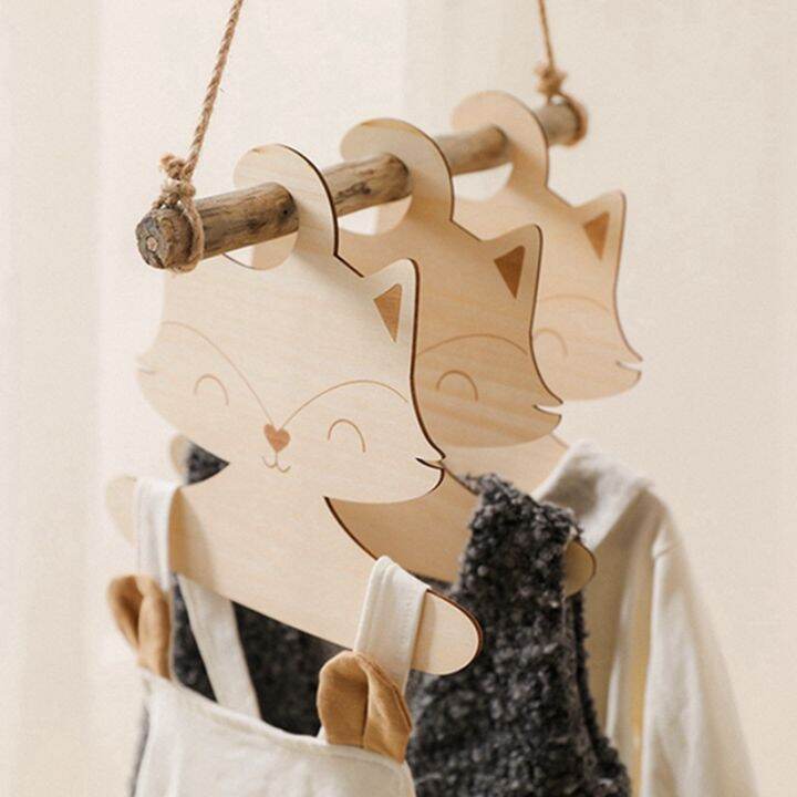 baby-clothes-hangers-creative-wooden-baby-hangers-for-nursery-adorable-cartoon-shaped-kids-hangers-infant-clothes-hanger