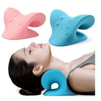 หมอนนวดคอ ไหล่ ผ่อนคลายส่วนคอหมอนกดจุด Neck and Shoulder Relaxer, Cervical Traction Device for TMJ Pain Relief and Cervical Spine Alignment, Chiropractic Pillow Neck Stretcher