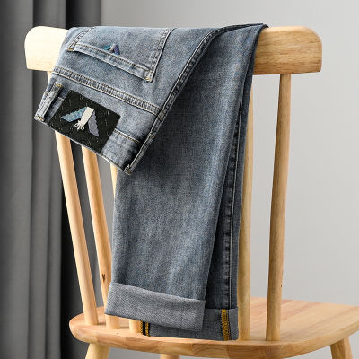 [ของแท้100%] (พร้อมสต็อก) 2022 Armani Brand Men Pants Vintage Mid-Waist Jeans Fashion All-Match Skinny Denim TrousersTH
